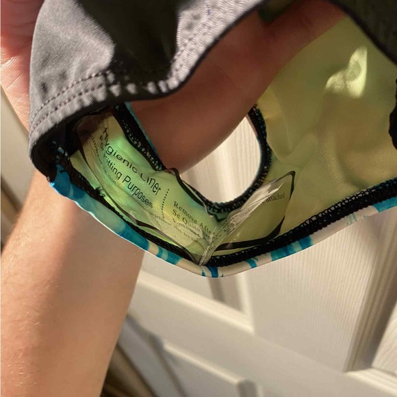 ZeroXposur One Piece Swimwear Blue and Green - Picture 3 of 5